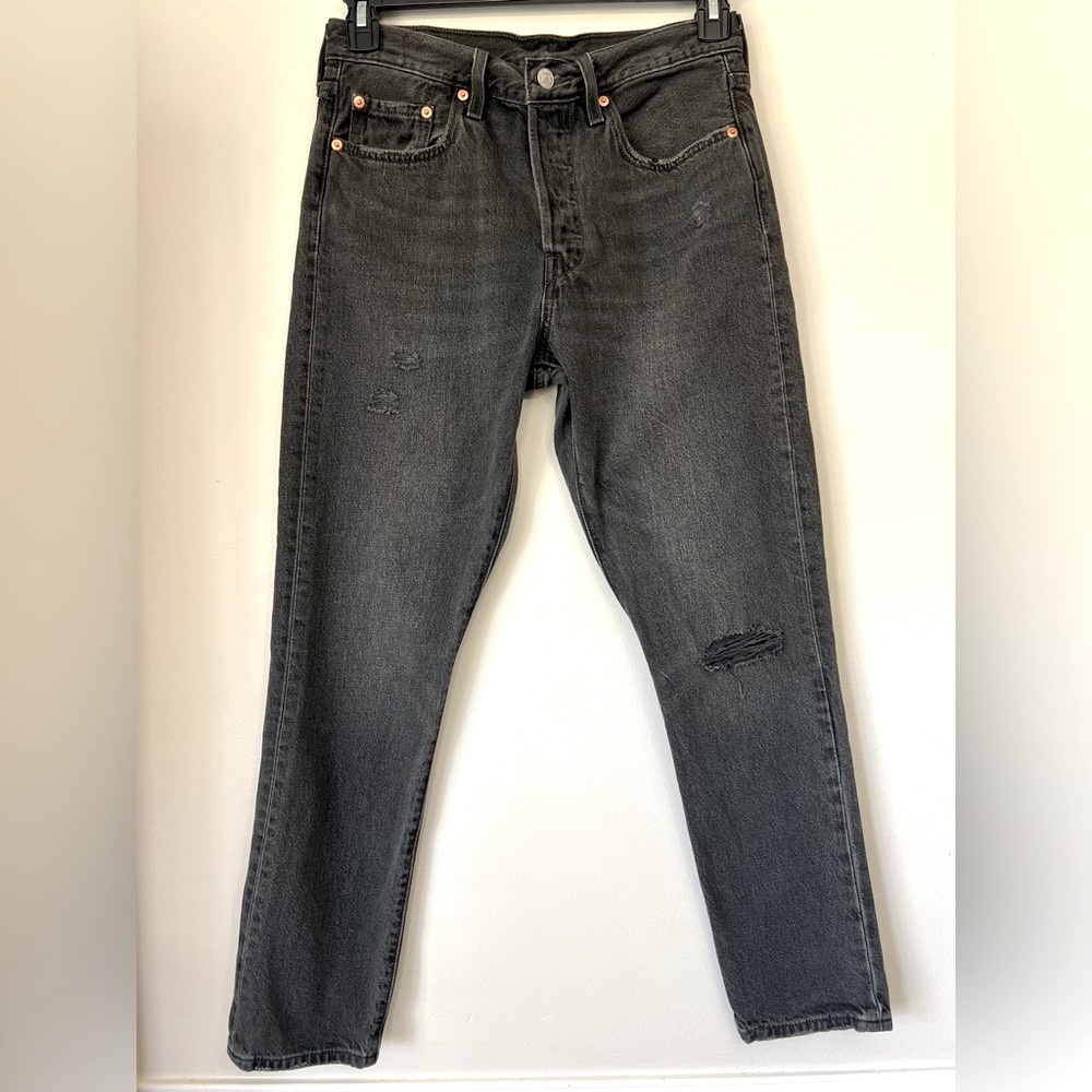 Levi’s Premium 501’s Skinny Jeans Size 28x28 Button Fly Black Wash High Rise